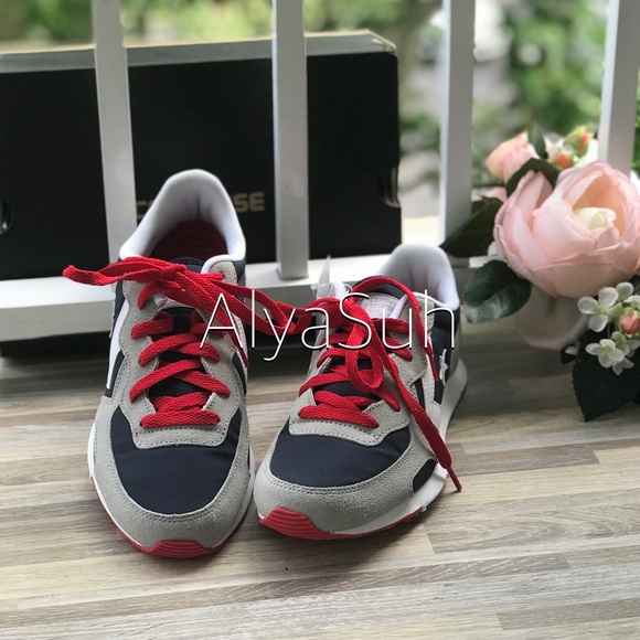 NWT Converse Thunderbolt OX Obsidian WMNS AUTHENTI - Picture 2 of 7